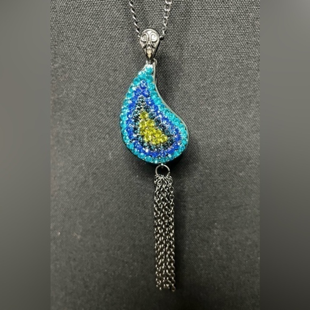 Rare CZ paisley design pendant  necklace. Chain length- 18”(excluding pendant).